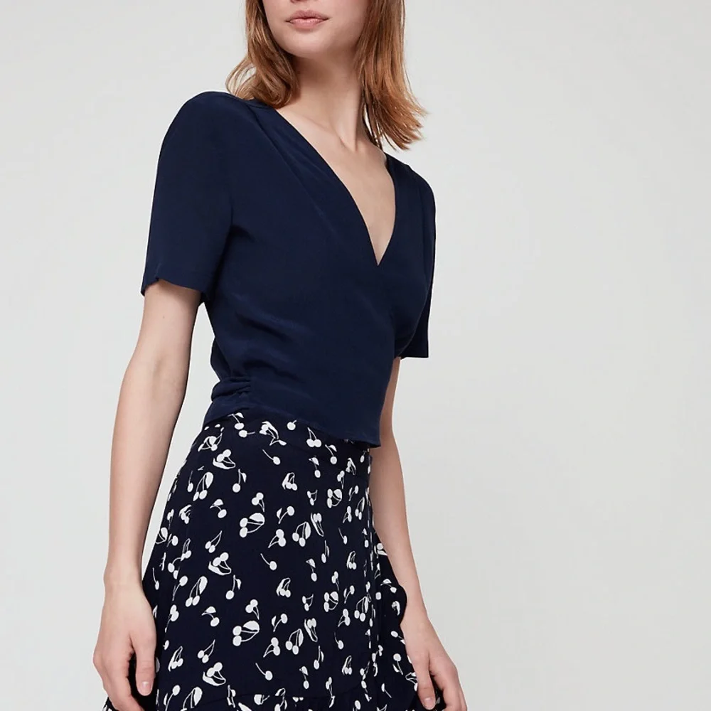 ARITZIA SUNDAY BEST Olson Top - Picture 5 of 12